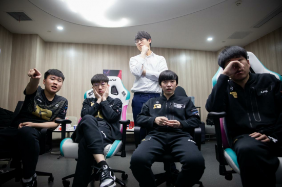 揭秘黑马奇迹背后的成功秘诀